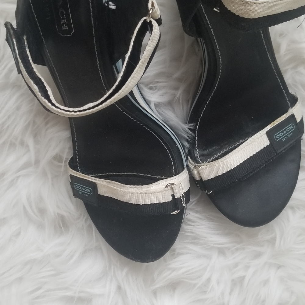 Shoes - Picture 4 of 4